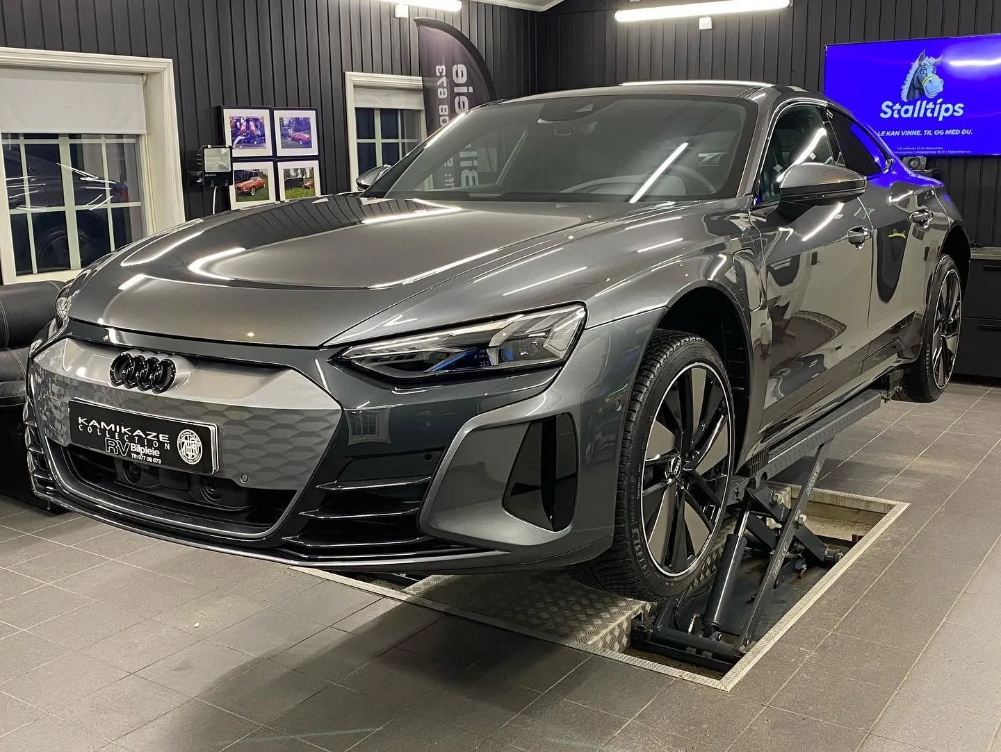Audi e-tron GT sett skrått forfra